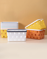 Panier de rangement en plastique creux de forme rectangulaire avec poignée Panier organisateur multifonction familial