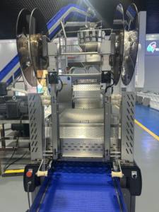 Machine d'emballage sous vide thermoformage automatique pour dattes séchées, fruits, viande et poisson, machine d'emballage sous vide à film étirable - Product Image 4