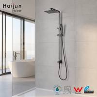 Système de douche apparent moderne noir Watermark Wels avec barre coulissante, douche pluie et douchette à main