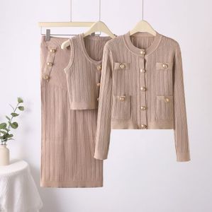 Dệt Kim Phù Hợp Với Womens Mùa Xuân 2024 Mới Rắn Cardigan Áo Len + Tank Top + Dệt Kim Nửa Váy Dệt Kim Ba Mảnh Thiết Lập - Product Image 5