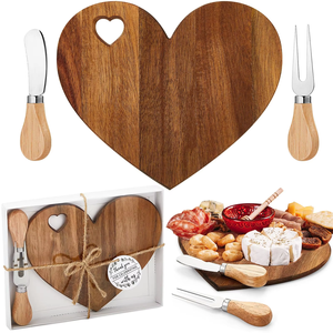 Ủng Hộ Bên Hình Trái Tim Mini Pho Mát Bằng Gỗ Hội Đồng Quản Trị Thiết Lập Với Pho Mát Dao Charcuterie Hội Đồng Quản Trị Cho Đám Cưới Đảng Ngày Valentine - Product Image 1