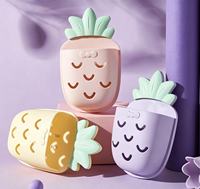 Nouveauté : Porte-stylo mignon en forme d'ananas avec trous ventilés pour la chambre à coucher, la coiffeuse, le rangement des pinceaux de maquillage et des fournitures de bureau