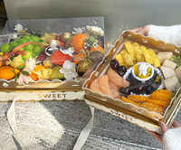 IMEE Boîte d'emballage de fruits portable de luxe personnalisée en or pour 8-10 kg avec couvercle transparent et ruban pour oranges pamplemousses