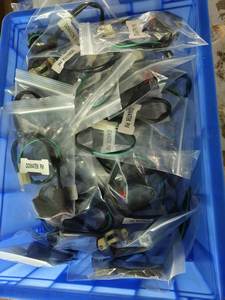 Interrupteur universel de guidon de <span class=keywords><strong>moto</strong></span> KOSTA, bouton marche/arrêt, DC12V/10A, fil à deux conducteurs isolé en PVC, noir, garantie de 2 ans - Product Image 6