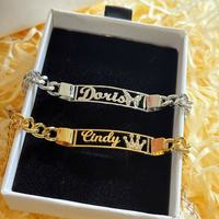 Bracelet en acier inoxydable plaqué or tendance Gaovo avec plaque nominative personnalisée, maillons cubains et cristal couronne, cadeau BFF pour femme