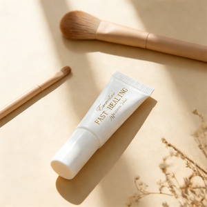 Emmeline Baume Réparateur et <span class=keywords><strong>Gel</strong></span> Cicatrisant Personnalisable à la Vitamine D Bio pour Soins Post-Tatouage et Microblading, Marque Privée, 12g, à Base de Plantes - Product Image 1