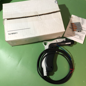 ปืนกำจัดไฟฟ้าสถิตแบบมือถือ KEY&ENCE SJ-MG01 - Product Image 4