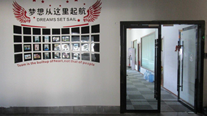 2021 vente chaude électrique Smart Handheld Head Massager vibrant <span class=keywords><strong>Technique</strong></span> de pétrissage pour le soulagement de la douleur - Product Image 5