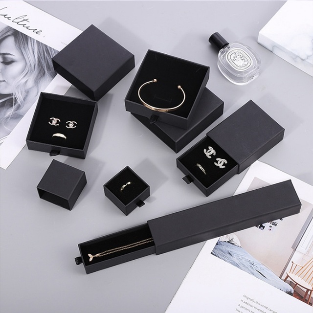 Icebox Customizable Jewelry Box with Luxury Packaging for Jewelry Watches & Glasses