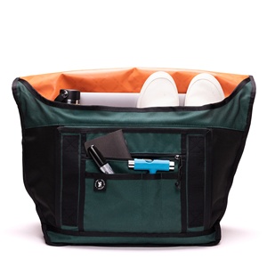 Bolsa de Mensajero para Patinaje, Personalizada, de Nailon Reciclado 1050D, 24L, Verde, para Hombre - Product Image 5