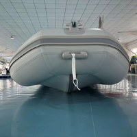 Bateau pneumatique gonflable RSDal360 gris clair de 360 cm avec porte-canne à pêche et support d'ancrage
