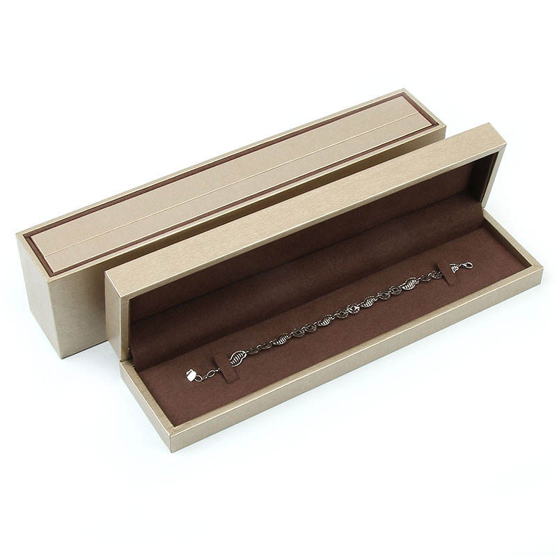 กล่องสร้อยข้อมือยาวสีเทา