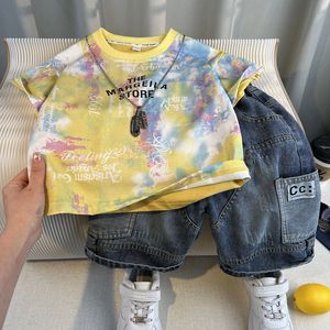 Ensemble d'été 2026 pour tout-petits garçons : T-shirt violet imprimé tie-dye mignon + short en jean bleu – Ensemble 2 pièces cool - Product Image 2