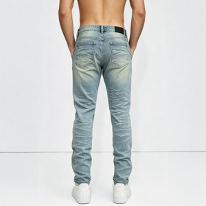 Pantalones vaqueros de estilo vintage con lavado sólido, efecto desgastado y bolsillos funcionales para un look urbano estilo punk y hip-hop. - Product Image 2