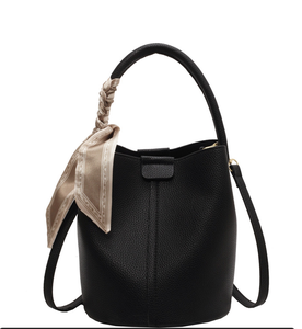 กระเป๋าถือ PU สะพายไหล่คาดลำตัวสำหรับผู้หญิงกระเป๋าทรงถังออกแบบได้ตามที่ต้องการ - Product Image 2