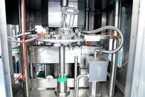 Công suất cao có ga mềm đồ uống bia nước trái cây Soda điền Máy CIP + SIP tích hợp siêu sạch nhôm có thể Chai làm đầy - Product Image 4