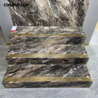 Carrelage de marche en marbre rond doré, carrelage de marche en porcelaine brillant avec fonction antibactérienne et ignifuge pour les intérieurs