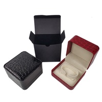 Boîte-cadeau d'emballage de bijoux personnalisée de doublure de velours noir recouvert de faux cuir de crocodile marron