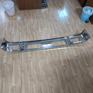 Accesorios exteriores de camión japonés superventas de alta calidad parachoques delantero cromado para <span class=keywords><strong>Mitsubishi</strong></span> <span class=keywords><strong>Canter</strong></span> 2006 2007 - Product Image 6
