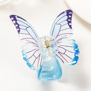 Venta al por Mayor de Pinzas para el Cabello con Forma de Mariposa, Accesorios Dulces para Mujeres y Niñas, Hechas de Plástico Acrílico - Product Image 4