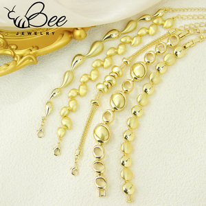 สร้อยข้อมือทอง 14k ดีไซน์คิวบันลิงค์ ทันสมัย ไม่หมอง พร้อมจี้ห้อย สไตล์อิตาเลียน เรียบหรู สำหรับผู้หญิง - Product Image 1