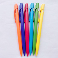 Vente chaude Simple Pas Cher BI C Promotion Logo Personnalisé Stylos À Bille Imprimés
