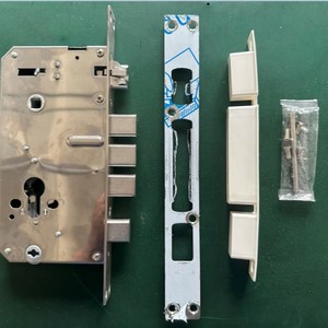 Cerradura Inteligente QLEUNG de Acero, Modelo 6068, con Huella Dactilar y Contraseña, para Puerta de Seguridad de Madera, Cerradura Automática Inteligente - Product Image 4