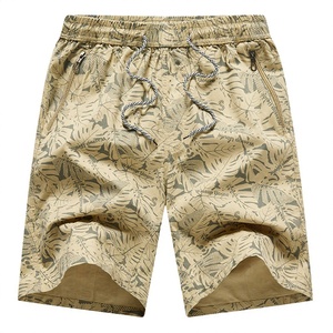 Shorts Bermuda Imprimés Floraux pour Hommes, Taille Élastique avec Cordon de Serrage, Tenue Décontractée, 100% Polyester Respirant - Product Image 1