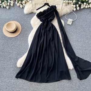 Abito da donna 2026 del produttore: Vestito <span class=keywords><strong>elegante</strong></span> e <span class=keywords><strong>giovanile</strong></span> con scollo all'americana, floreale 3D, vestibilità slim, per feste - Vendita all'ingrosso - Product Image 2