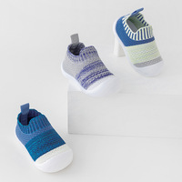 Nouvelles chaussons antidérapantes pour tout-petits avec logo brodé, en coton tricoté, semelle en caoutchouc souple, pour garçons et filles