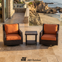 Canapé 2 places J&M Outdoor T715A avec structure en aluminium et table, ensemble de chaises en rotin PE tressé à la main avec coussins, pour usage extérieur.