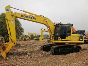 Excavadora de orugas de 20 toneladas Komatsu PC200 usada de Japón, excavadora de movimiento de tierras con motor central y componentes de caja de cambios a la venta - Product Image 3