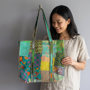 Sac fourre-tout bohème en coton à rayures et motifs floraux, poignée souple, fermeture éclair et fermoir, sac à dos unisexe antivol, capacité 20-35L - Product Image 1