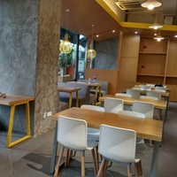 Ensemble de salle à manger moderne simple Offre Spéciale café chaise table stand ensemble de meubles pour votre restaurant