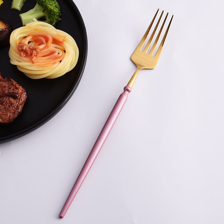 Tenedor-oro rosa