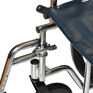 Fauteuils roulants extra larges en acier durable au lieu de matériaux légers, robustes pour accueillir des utilisateurs plus corpulents - Product Image 4