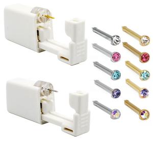 وحدة ثقب الأنف والأذن من الفولاذ المقاوم للصدأ 316L مطلية بالذهب عيار 24 قيراط، آمنة ومعقمة، مسدس ثقب أذن سهل الاستخدام، حلق للجسم والزفاف - Product Image 2