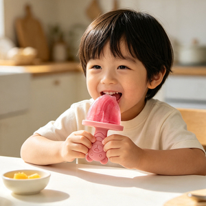 Molde de silicona para helados de bebé, 4 cavidades, forma de oso, con asa, de grado alimenticio, para puré de frutas, helados, para niños pequeños, para preparar refrigerios caseros - Product Image 5