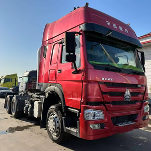 <span class=keywords><strong>SINOTRUK</strong></span> Howo <span class=keywords><strong>T7H</strong></span> 420 <span class=keywords><strong>540</strong></span> HP tête de tracteur nouveau 10 roues 6x4x2 camion Diesel Transmission manuelle direction gauche à vendre - Product Image 1