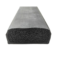 Bande d'étanchéité en mousse EPDM à cellules fermées pour les joints d'interface aluminium-verre