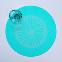 Set de table rond en PVC vinyle, résistant à la chaleur, fabriqué en Chine, personnalisable, prix attractif, conforme aux normes hôtelières, pour intérieur
