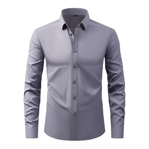 เสื้อเชิ้ตผู้ชายผ้าโพลีเอสเตอร์/คอตตอน ระบายอากาศได้ดี ไม่ยับง่าย สีพื้น โลโก้สั่งทำได้ ขายส่งจำนวนมาก เหมาะสำหรับธุรกิจ สำนักงาน และสวมใส่ลำลอง - Product Image 5