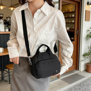 <span class=keywords><strong>Sac</strong></span> à <span class=keywords><strong>main</strong></span> décontracté coréen à rayures, <span class=keywords><strong>sac</strong></span> de téléphone minimaliste polyvalent pour femme, <span class=keywords><strong>sac</strong></span> bandoulière multicouche - Product Image 2