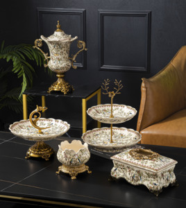 Fabrication chinoise, style européen, artisanat de fleurs en céramique turque de luxe antique fait main avec base en alliage, design <span class=keywords><strong>Art</strong></span> Déco - Product Image 3