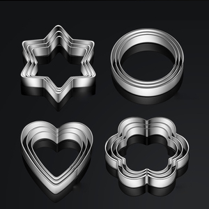 Set <span class=keywords><strong>di</strong></span> Formine per Biscotti a Cuore per <span class=keywords><strong>Natale</strong></span> e Pasqua in Acciaio Inossidabile per Bambini - Product Image 4