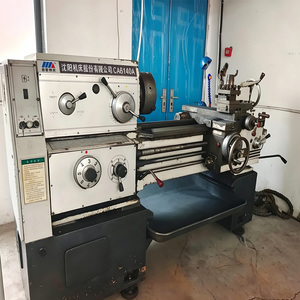 Torno Manual Reacondicionado con Alta Precisión y Sistema de Control de Avance para Uso en Taller - Product Image 6