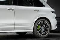 Pas encore d'avis Convient pour la mise à niveau de 24 kits de queue Sports Design pour les modèles Cayenne 2011-2017