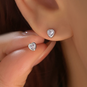 Pendientes de Moda para Mujer, Chapados en Oro de 18K, Multicolores, con Circonita Cúbica en Forma de Corazón - Product Image 6