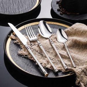 Ensemble de Couverts de Luxe en Acier Inoxydable de Qualité Supérieure pour Fêtes, Fournisseur d'Articles de Table Dorés, Couteaux, Fourchettes et Cuillères pour Mariages, Vaisselle Argentée - Product Image 6