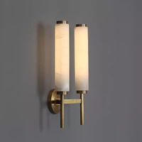 Applique murale vintage de luxe en laiton massif, lampe murale Art Déco en albâtre espagnol naturel pour hôtel, B&B, salon